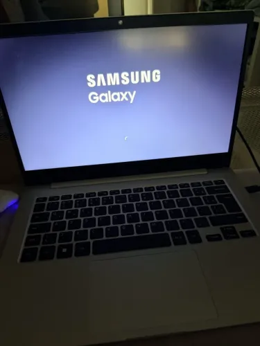 Notebook pouco uso