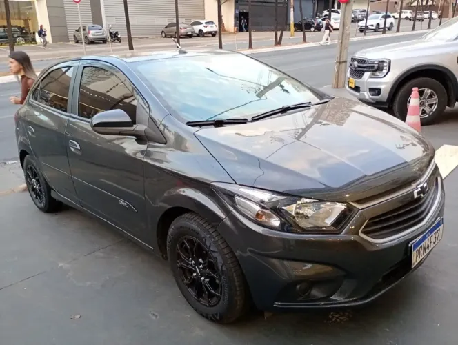 Chevrolet Onix Hatch LT 1.0 8V Flex Mec. 4P 2019