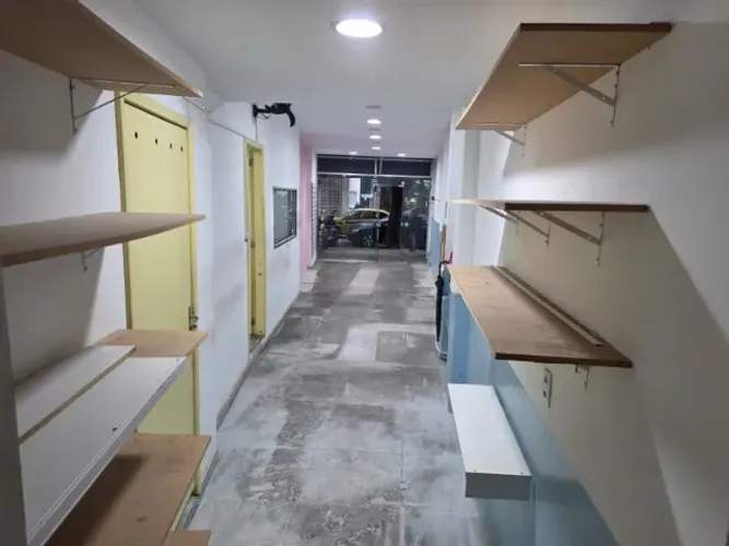 TIJUCA - Loja frente de rua, junto a Praça Saens Pena, 62m², sem condomínio
