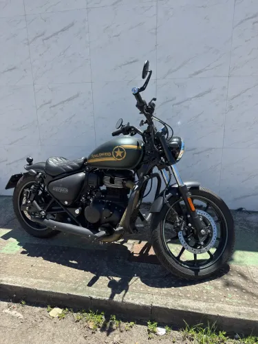 Royal Enfield Meteor 350 (Customizada)