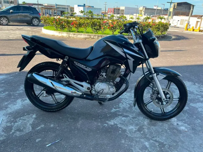 Vendo Honda titan 2014