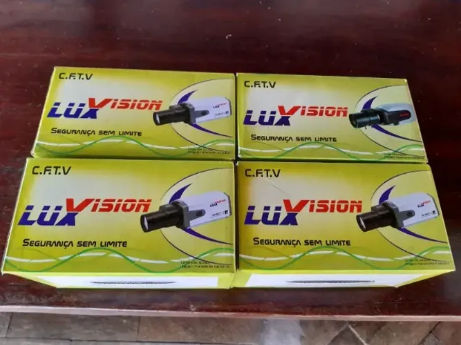 4 Câmera CFTV Analógica SEM Lente Luxvision Color 1/3 Sony 480/600TVL