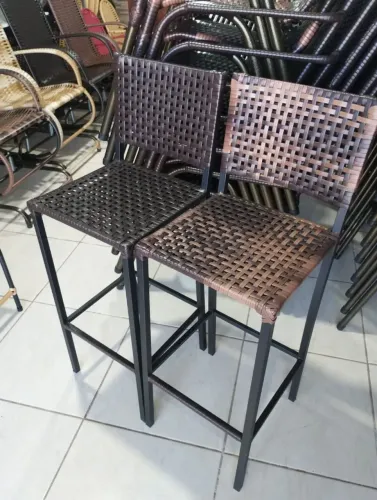 Banquetas Quadrada em Fibra Sintética Nova - 179,99 unid