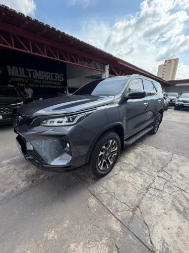 Toyota Hilux SW4 Diamond 2.8 TB 4X4 Die. Aut. 2024