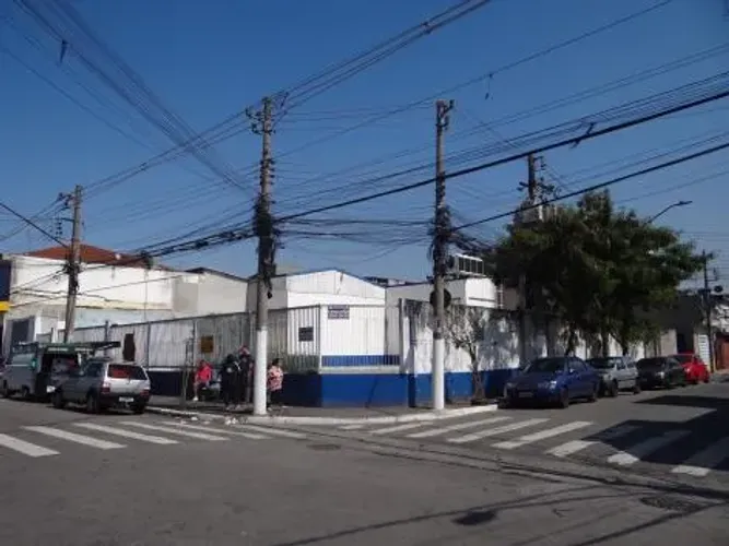 TERRENO GRANDE EM ESQUINA COML.