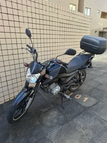 Vendo Factor 125i ED 17/18(único dono).