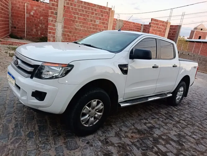 Ford Ranger XLS 3.2 20V 4X4 CD Diesel Mec. 2015