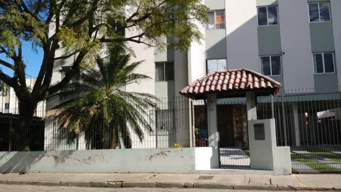 Aluga- se apartamento- São José SC