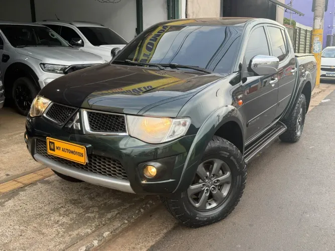 Mitsubishi L200 Triton HPE 3.2 CD TB Int.diesel AUT 2012