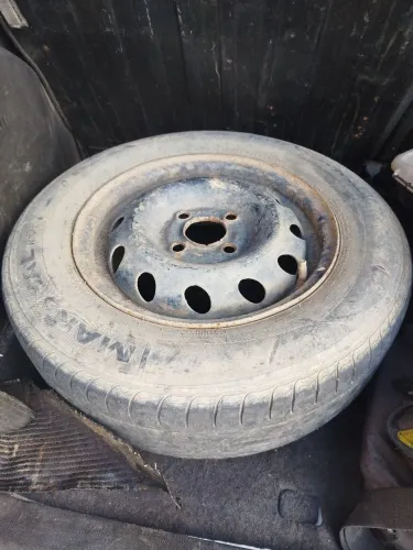 Roda de ferro aro 13