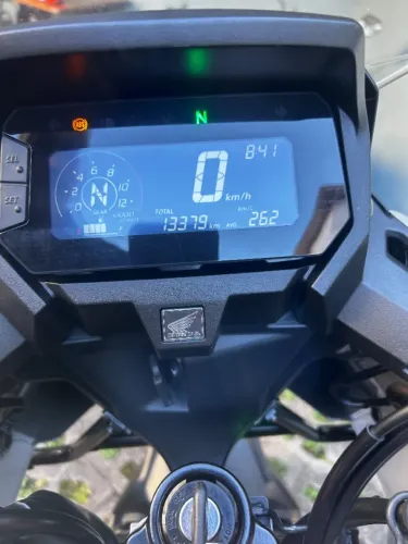 Sahara ,moto impecável