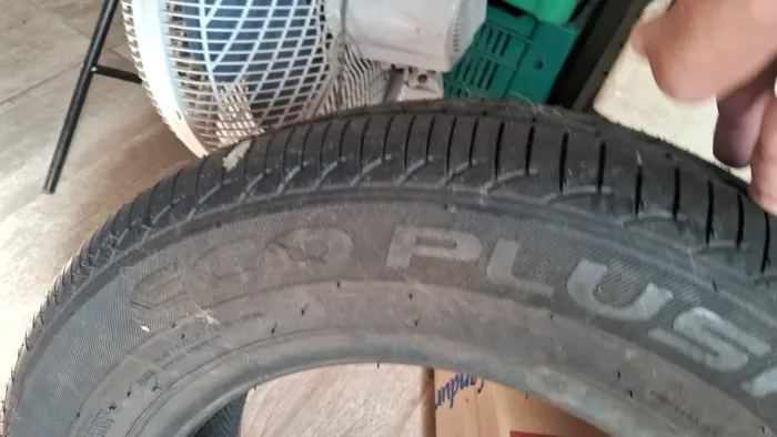 Pneu 175/70/14