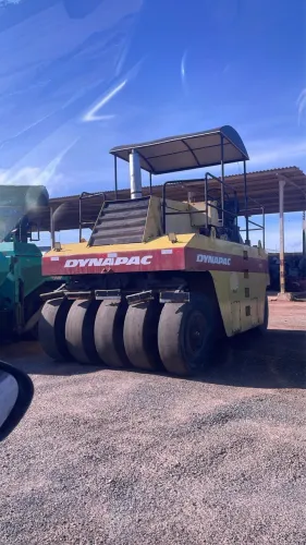 Rolo compactador de Pneus Dynapac