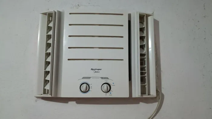 Ar condicionado semi novo