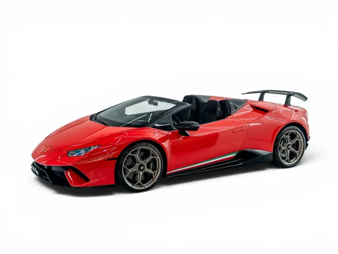 Lamborghini Huracan Coupe Performante LP 640-4 2019