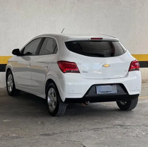 Nissan March SV 1.6 16V Flexstart 5P Aut. 2018