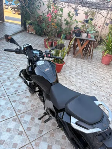 Vendo YAMAHA FAZER 250