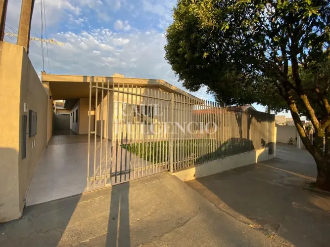 Casa para locação com 3 quartos Próximo a Avenida Higienópolis na Região Central de Londri