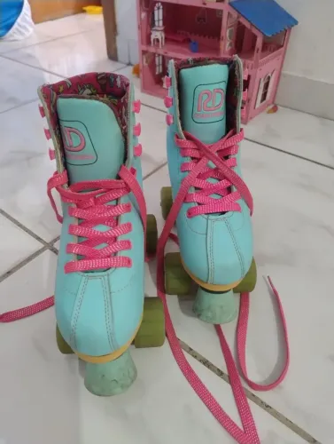 Vendo patins , em bom estado