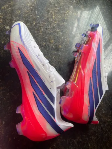 Chuteira Adidas F50 Modelo Copa 2026