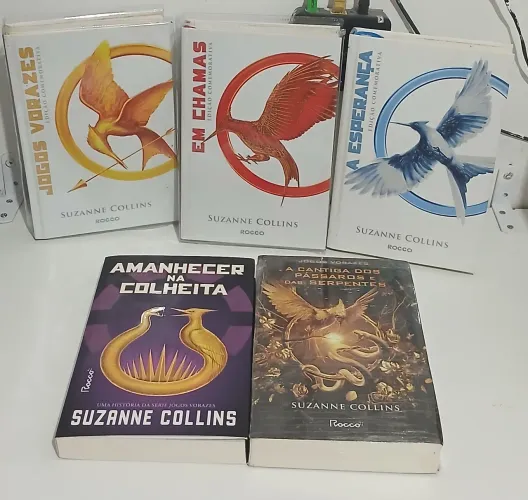 Jogos vorazes- 5 livros com edição de colecionador capa dura