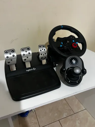 Volante Logitech G29 + Câmbio H - PC / PS4 / PS5