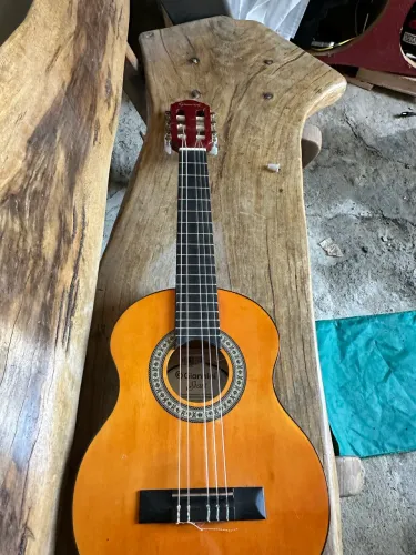 Vendo Violão Giannini nylon 1/4 , novo nunca usado