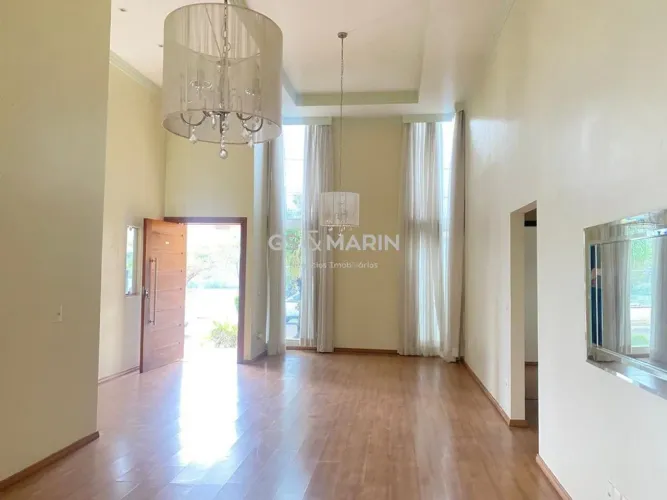 Casa à venda e para alugar no Cond. Sun Lake Residence, em Londrina