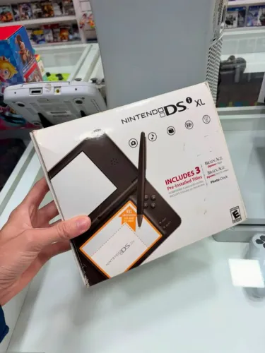 Nintendo DS XL zero reliquia na caixa serial batendo lindo