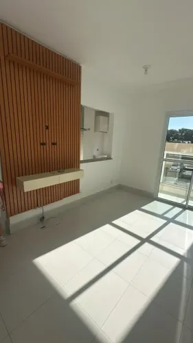Imóvel para aluguel possui 62 metros quadrados com 3 quartos em Jardim Santiago - Indaiatu
