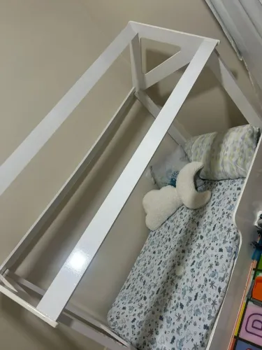 Cama montessoriana 