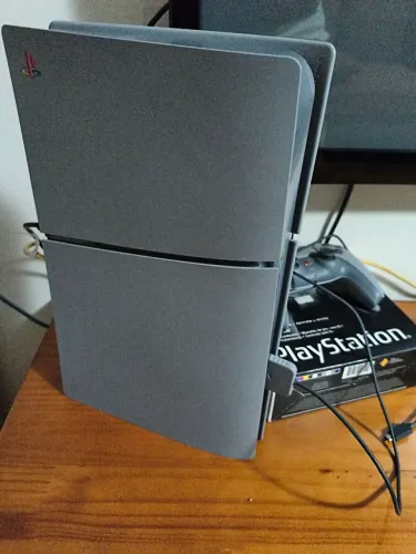 PlayStation 5 slim versão de aniversário de 30 anos