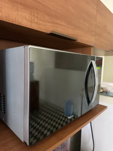 Microondas Philco 34L Espelhado. 