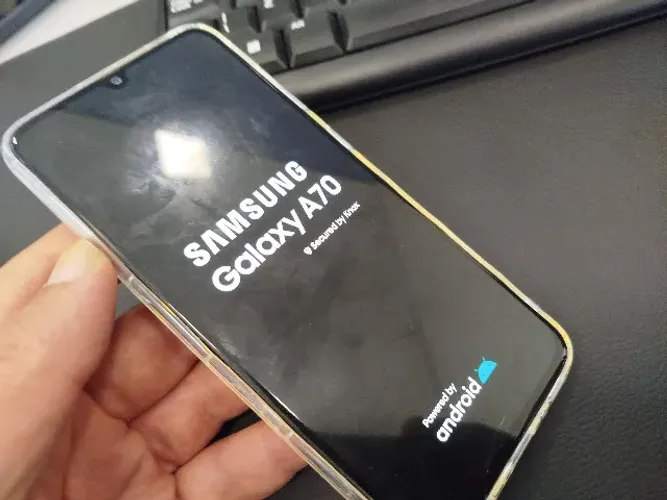 Celular Samsung A70 - Semi Novo
