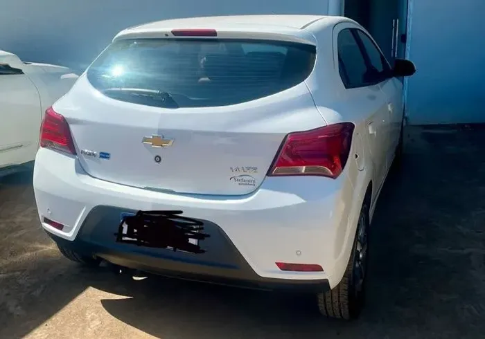 Chevrolet Onix Hatch LTZ 1.4 8V Flex Mec. 4P 2018