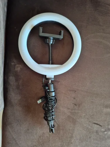 Ring light