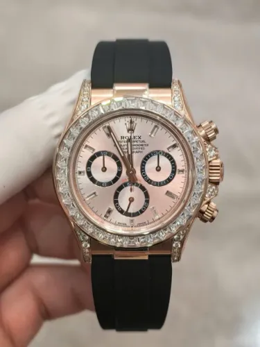 Rolex Cosmograph Daytona 126535TBR, personalizados em zircônia cúbica, 154 gramasa