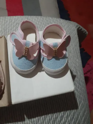 Sapatinho de menina 