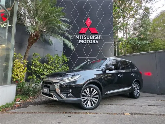 Mitsubishi Outlander HPE-S 3.0 V6 4X4 5P Aut. 2020