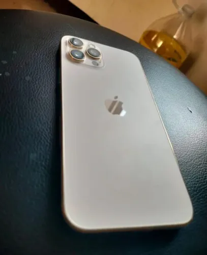 Iphone 12 pro max disponível