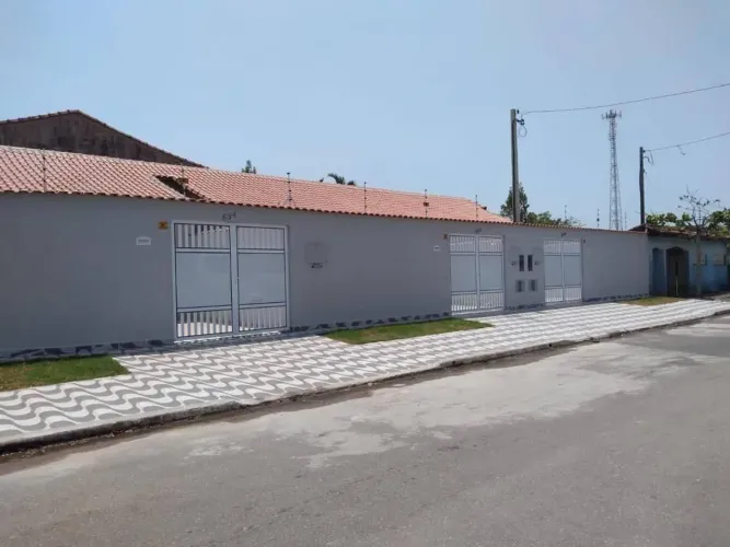 Casa com 2 quartos à Venda, Balneário Plataforma - Mongaguá