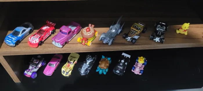 CARRINHOS HOT WHEELS