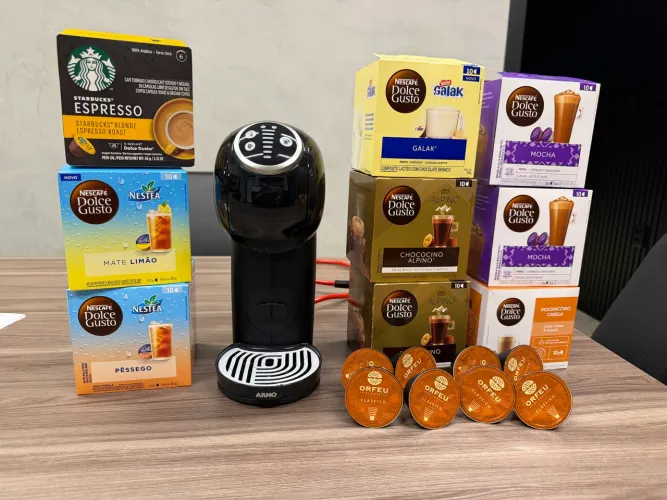Cafeteira Dolce Gusto + 80 cápsulas