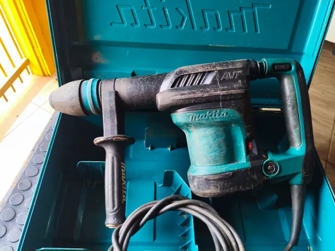 Martelete Makita 5kg HM0870C
