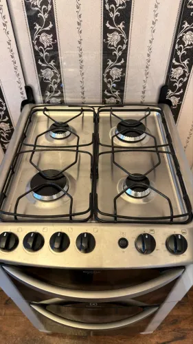 Fogão 4 Bocas Electrolux Duplo Forno Celebrate 56DB