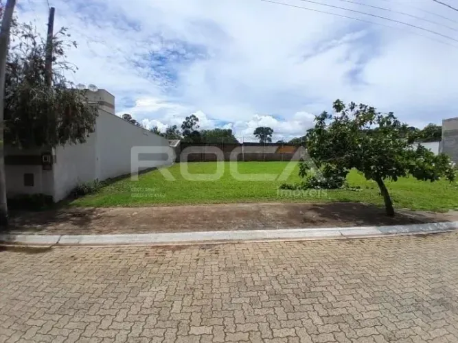 Terreno em Condomínio à Venda no Parque Espraiado, São Carlos - Oportunidade Imperdível!