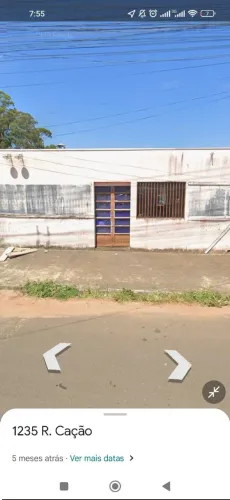Casa com ponto comercial no mesmo terreno