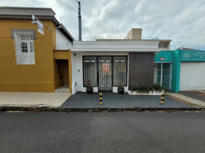 Sala comercial para locação no bairro Fundinho