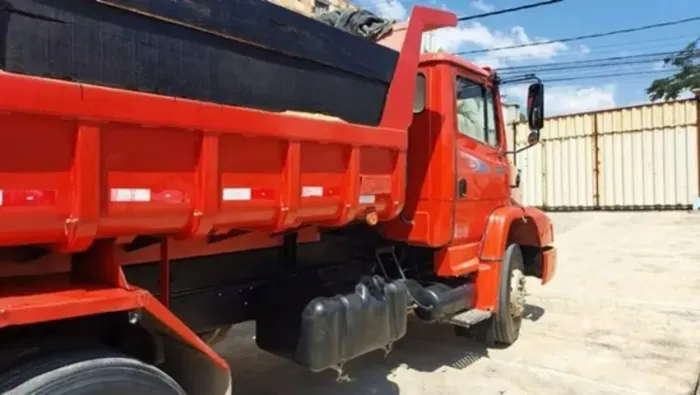 MB 1620 2006 6X2 CAÇAMBA