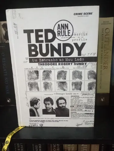 Livro darkside - Ted Bundy